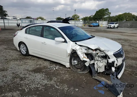 2009 Nissan Altima 2.5 z USA, uszkodzony, nr VIN 1N4AL21E89N502696